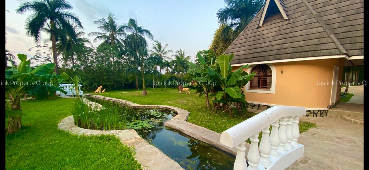 3 Bed Townhouse with En Suite at Mt Kenya - 8