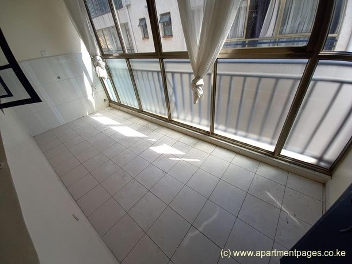 Serviced 3 Bed Apartment with En Suite at Kindaruma Road - 13