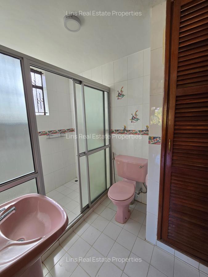 5 Bed Townhouse with En Suite in Westlands Area - 5
