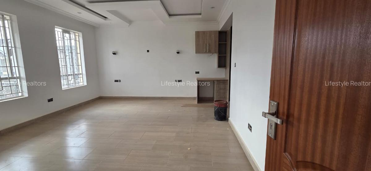 4 Bed House with En Suite at Kamakis - 2