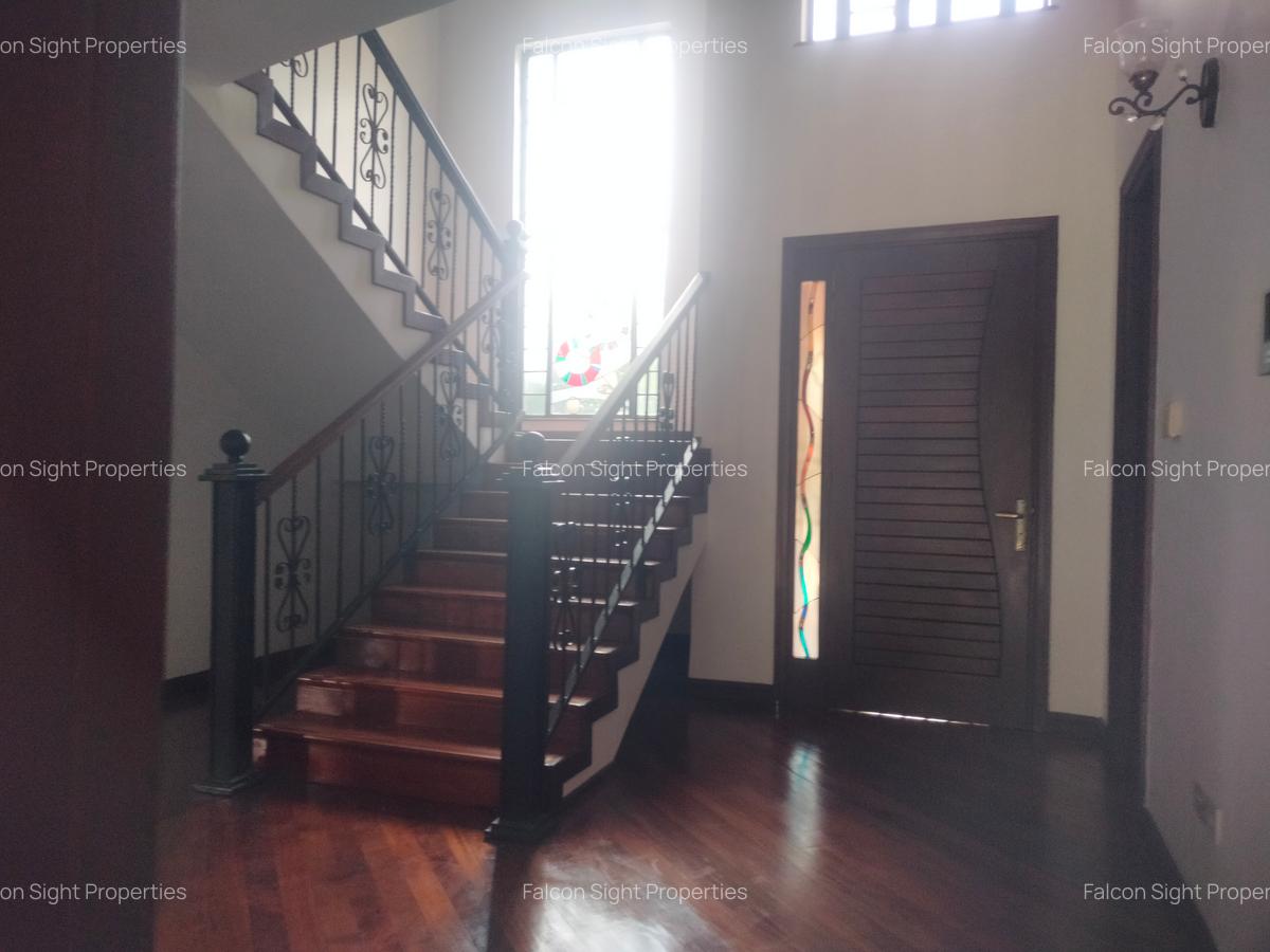 4 Bed Townhouse with Staff Quarters at Few Minutes Drive To Gigiri - 16