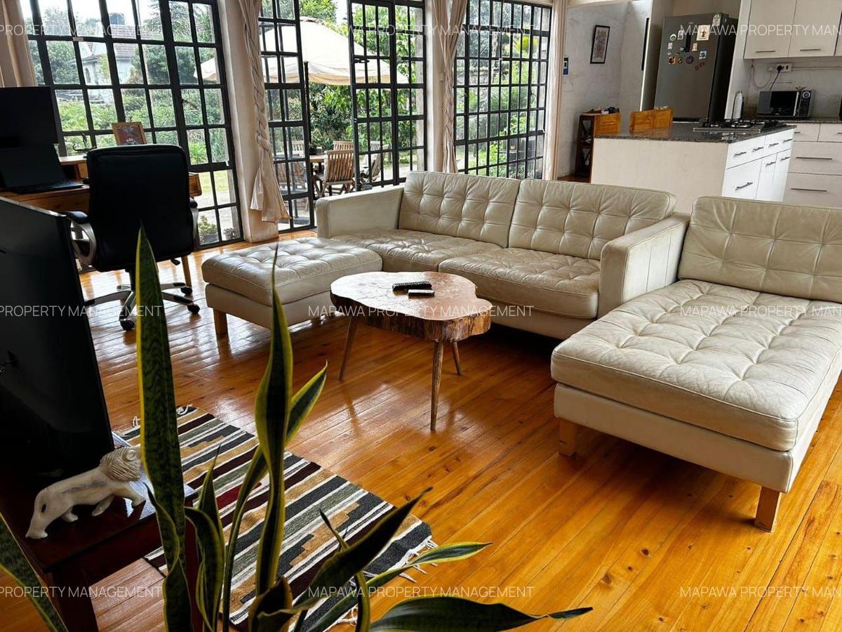 Serviced 3 Bed Apartment with En Suite in Garden Estate - 1