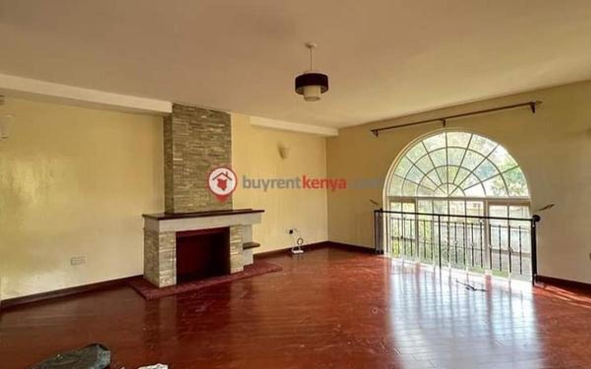 5 Bed Townhouse with En Suite at Mukoma Road - 18