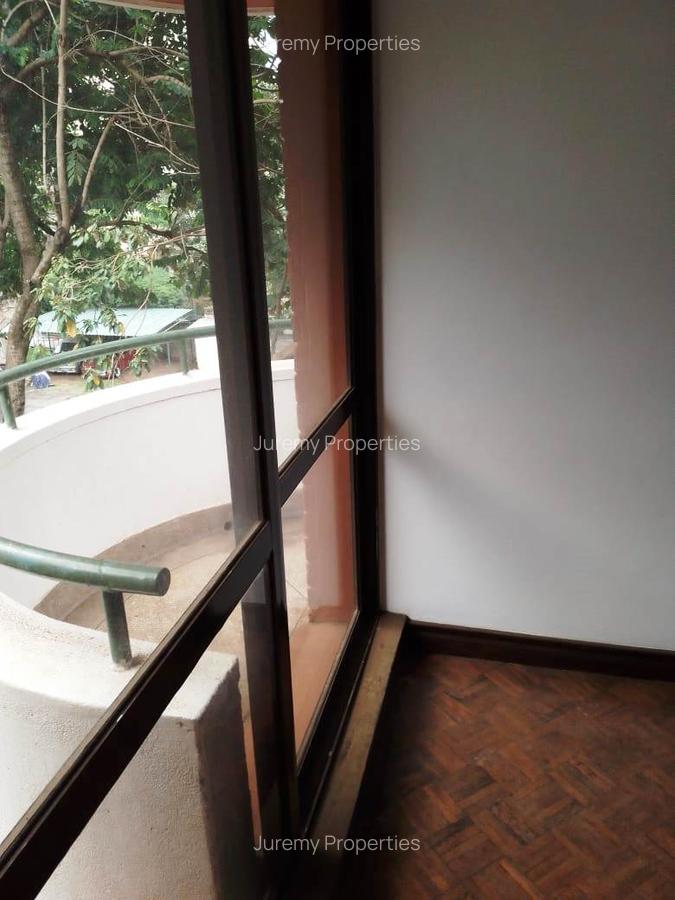 3 Bed Apartment with En Suite in Westlands Area - 7