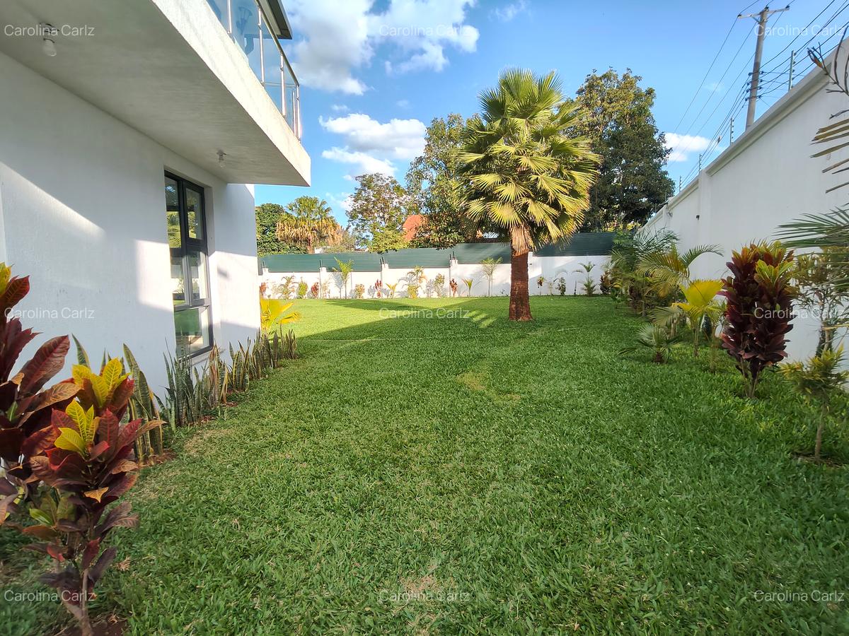 5 Bed House with En Suite at Runda - 4