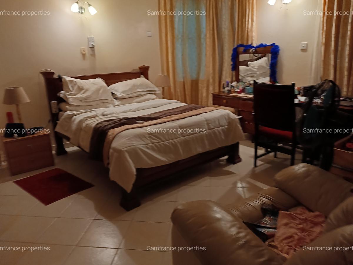 Serviced 3 Bed Apartment with En Suite at 4Th Avanue - 5