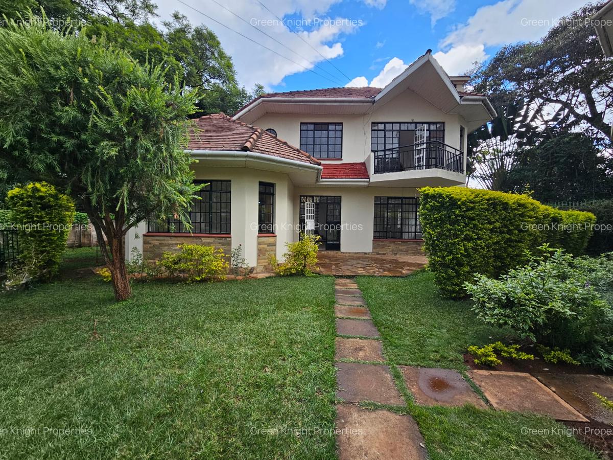 4 Bed Townhouse with En Suite in Spring Valley - 1