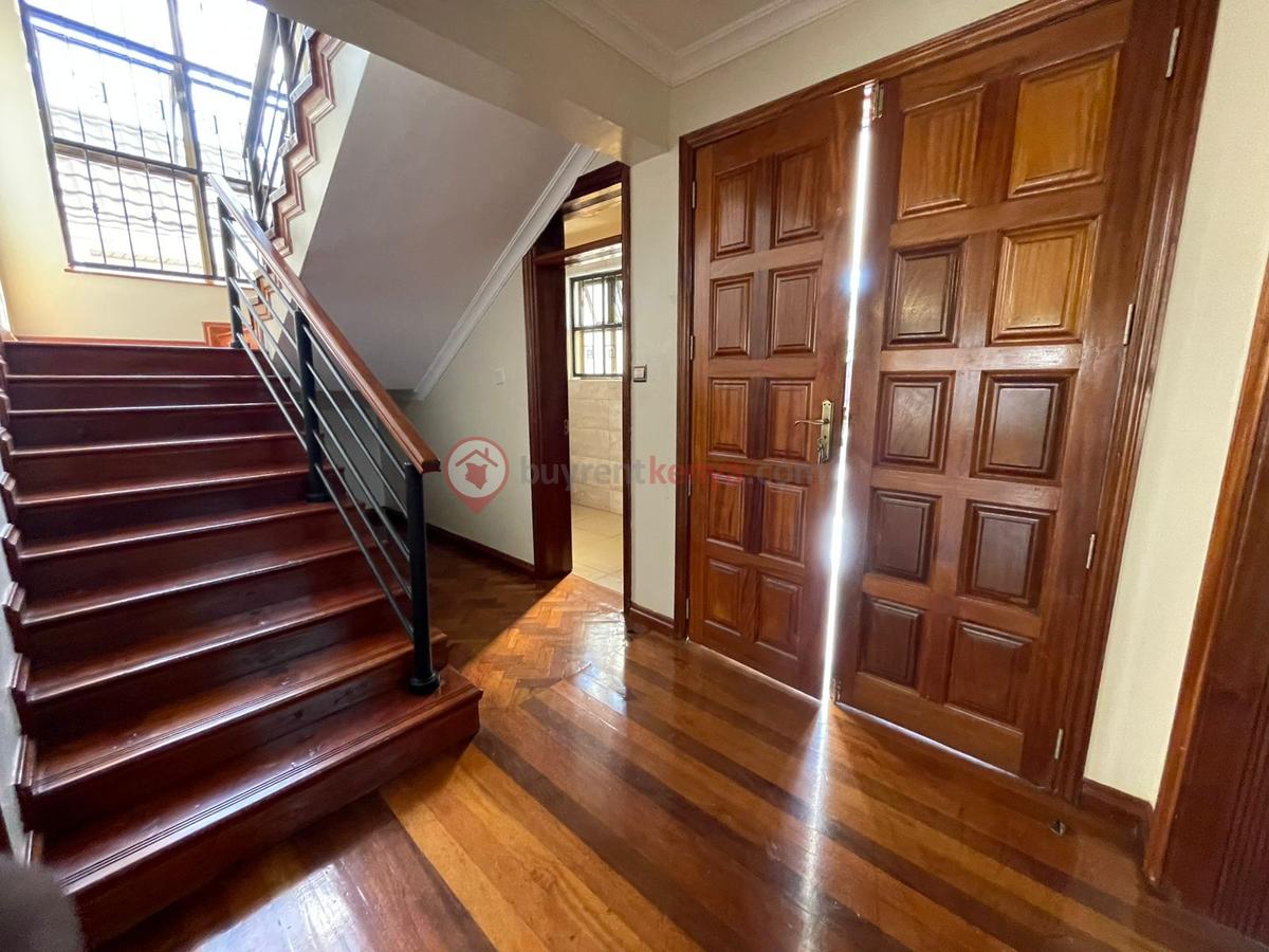 3 Bed Townhouse with En Suite in Karen - 7