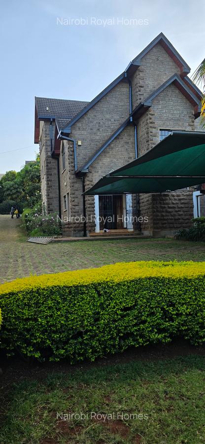5 Bed Townhouse with En Suite at Lavington Mall - 14