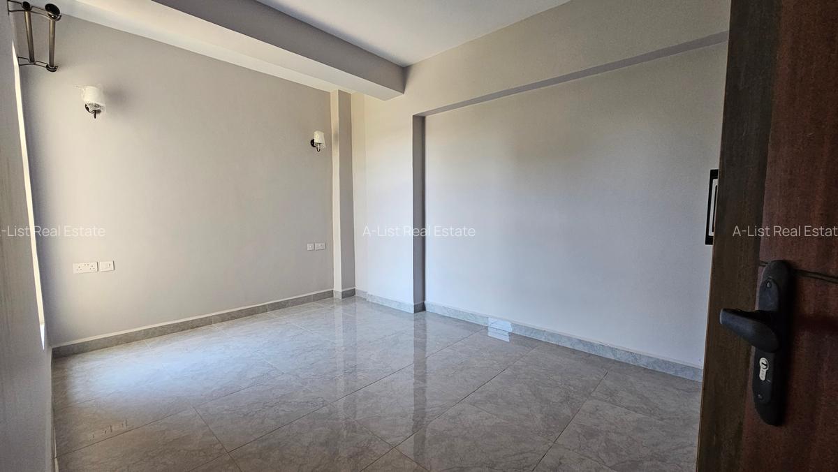 2 Bed Apartment with En Suite at School Lane - 14