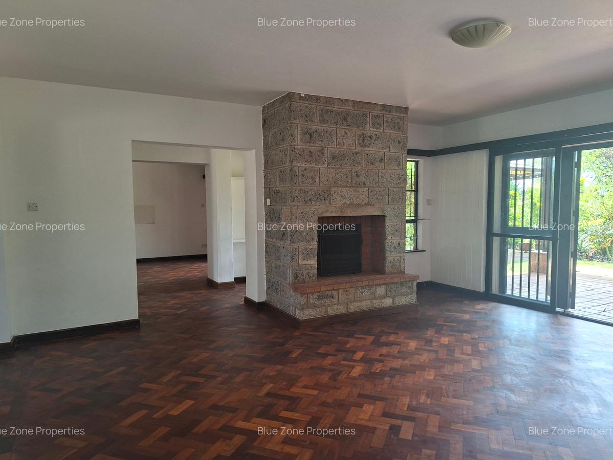 3 Bed House with En Suite at Nyari - 8