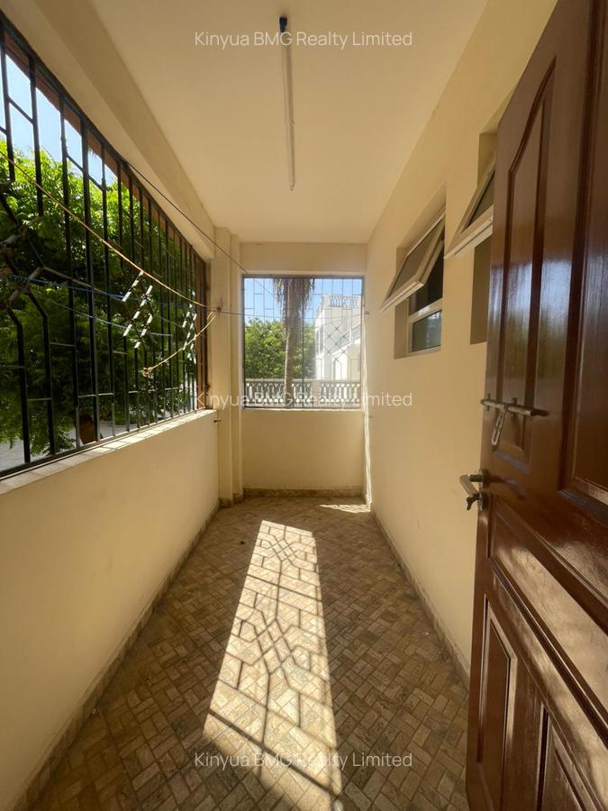 Serviced 4 Bed Apartment with En Suite in Nyali Area - 10