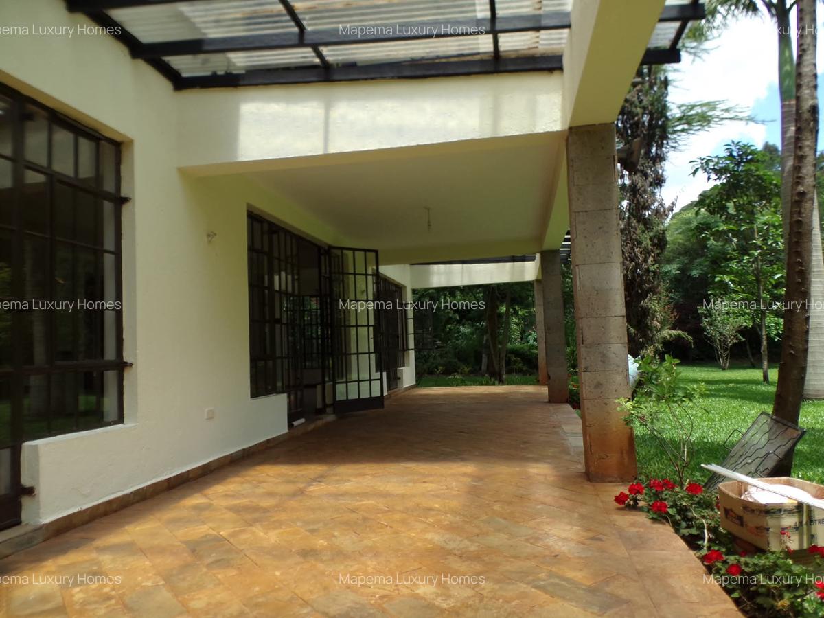 4 Bed House with En Suite at Windy Ridge - 9