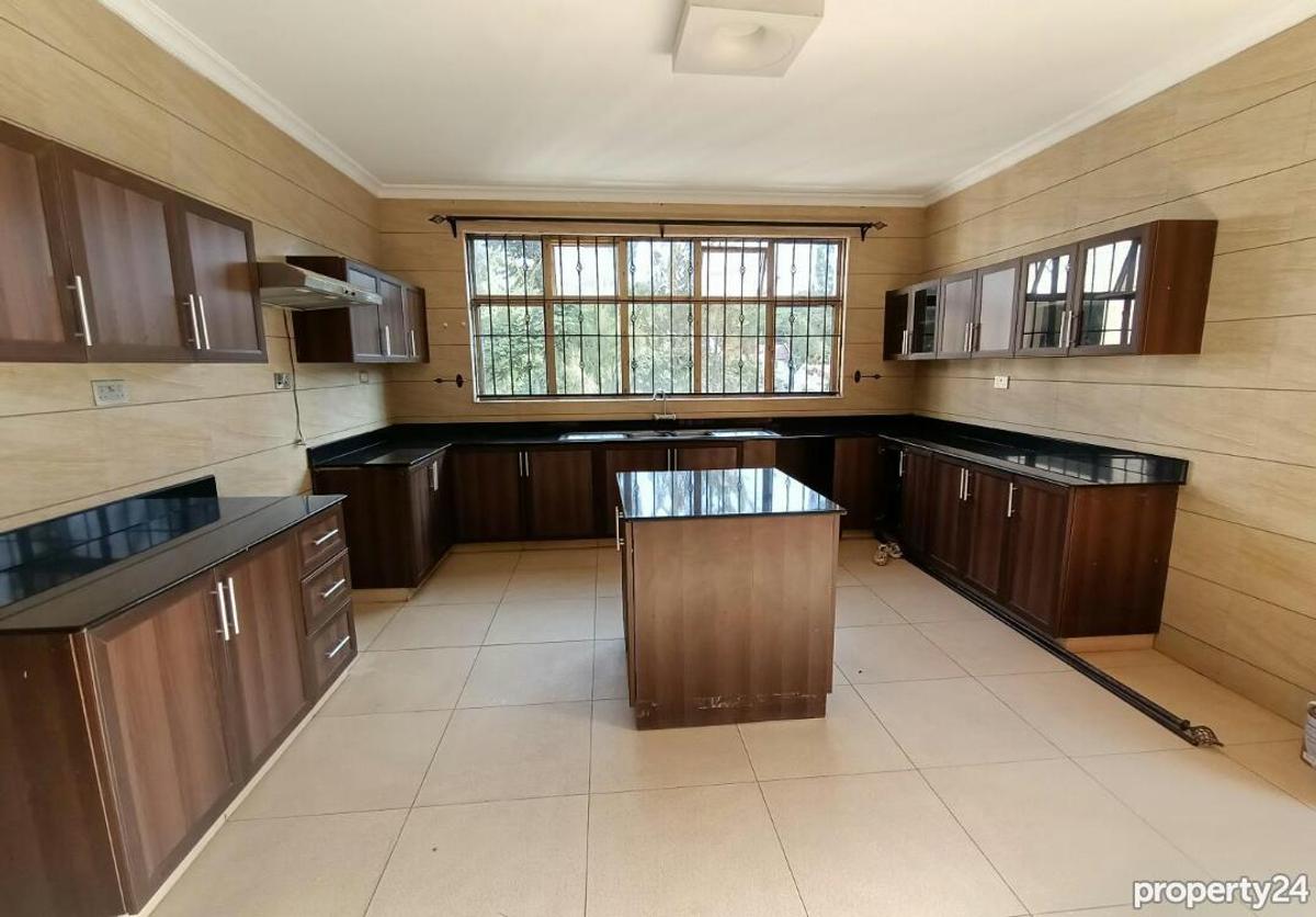 5 Bed House with Garden in Kitisuru - 3