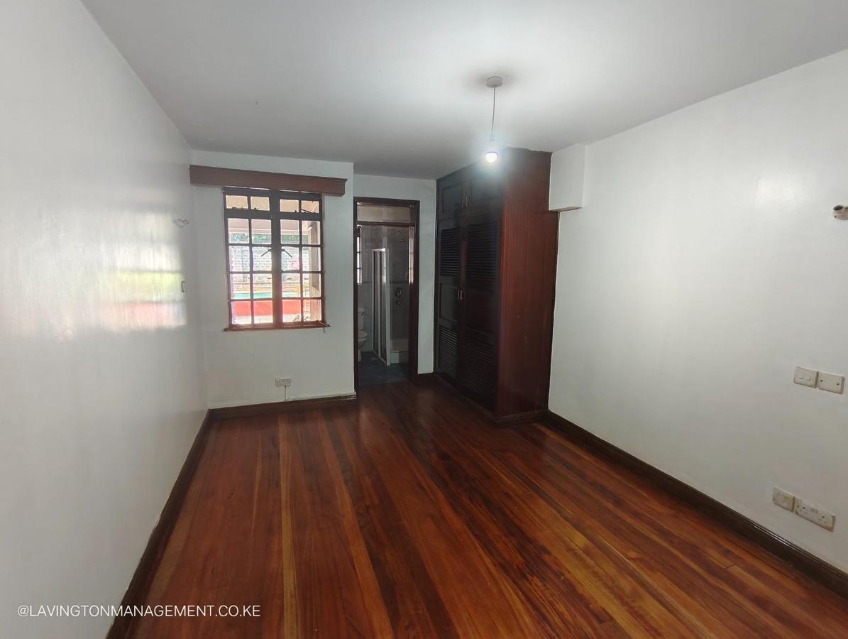 4 Bed Apartment with En Suite at Lavington - 15