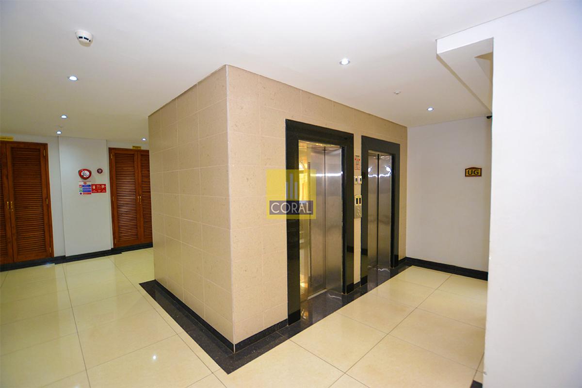 3 Bed Apartment with En Suite in Parklands - 17