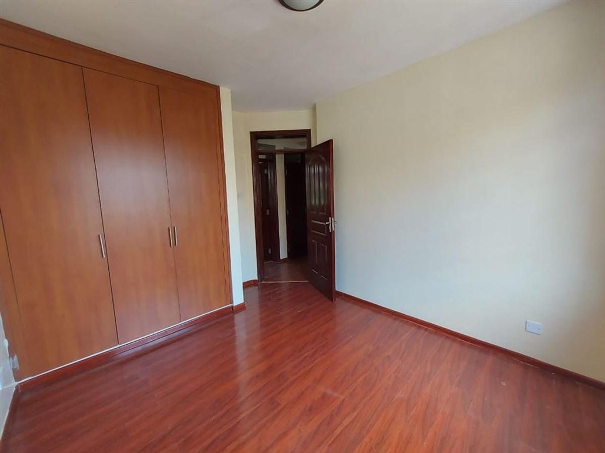 3 Bed Apartment with En Suite at Fourways Junction Estate - 11