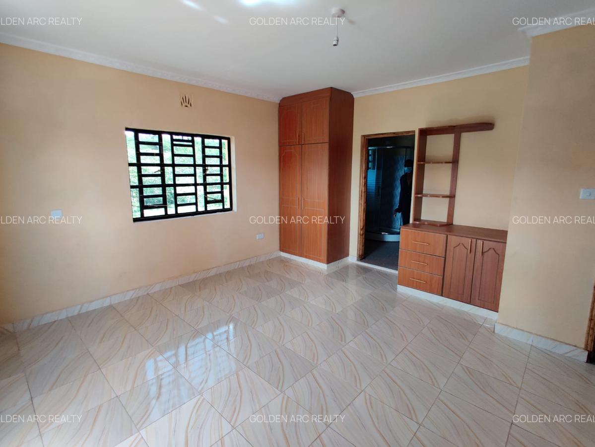 4 Bed Townhouse with En Suite in Ongata Rongai - 13