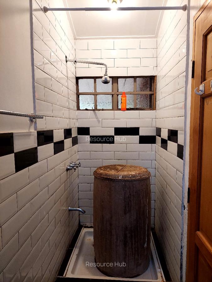 2 Bed House with Garden at Karen - 8