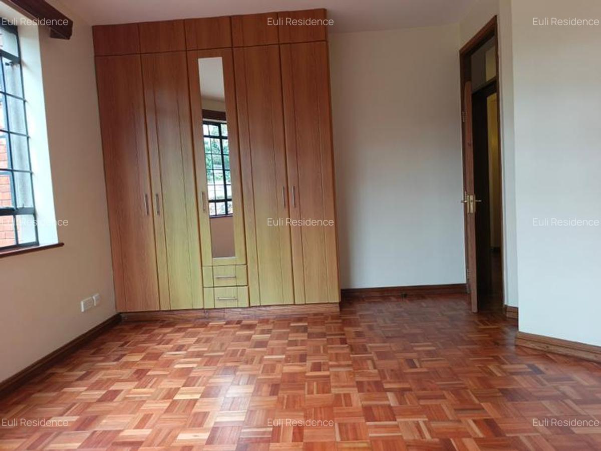 3 Bed Apartment with En Suite at Rhapta Rd - 12