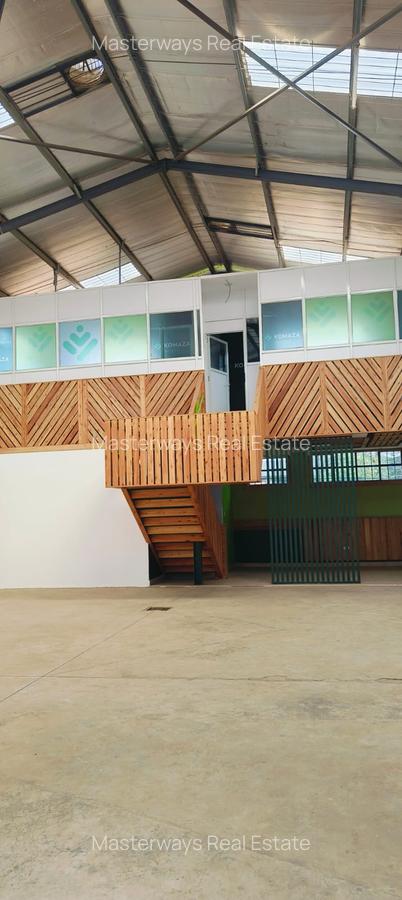 2,432 ft² Warehouse with Service Charge Included in Kamakis - 14