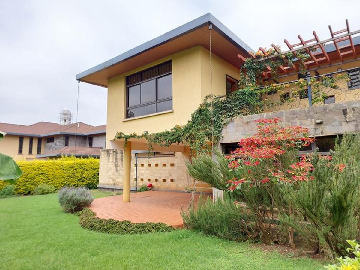 5 Bed House with En Suite in Runda - 4