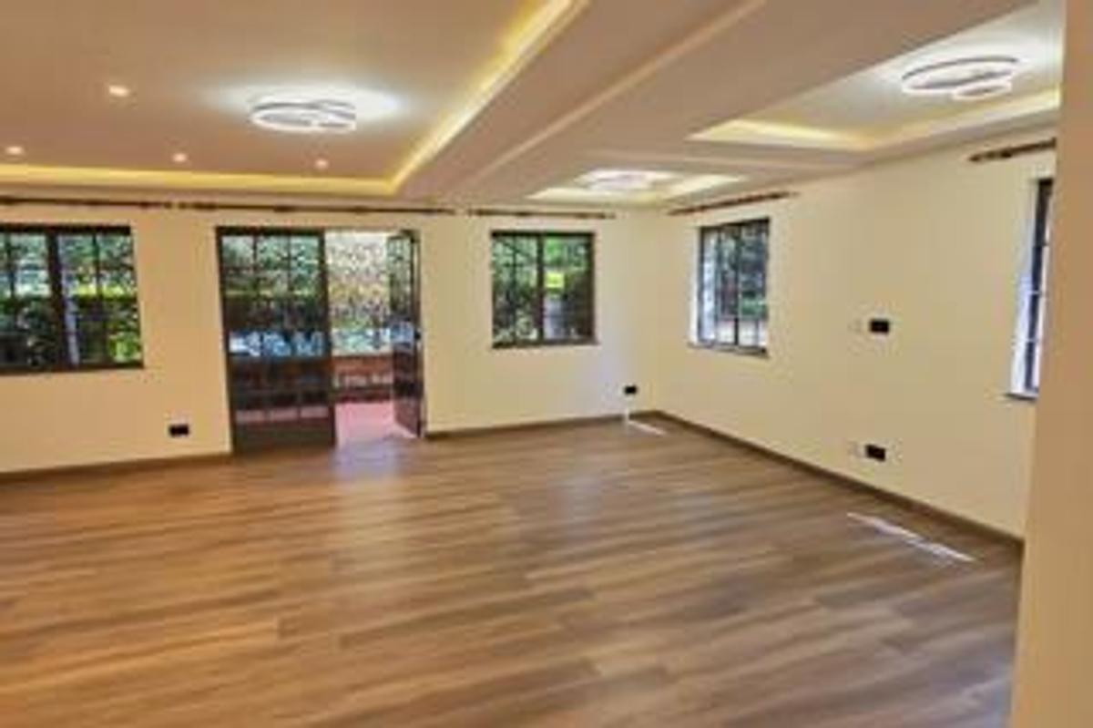 4 Bed Townhouse with En Suite at Lavington Green - 4