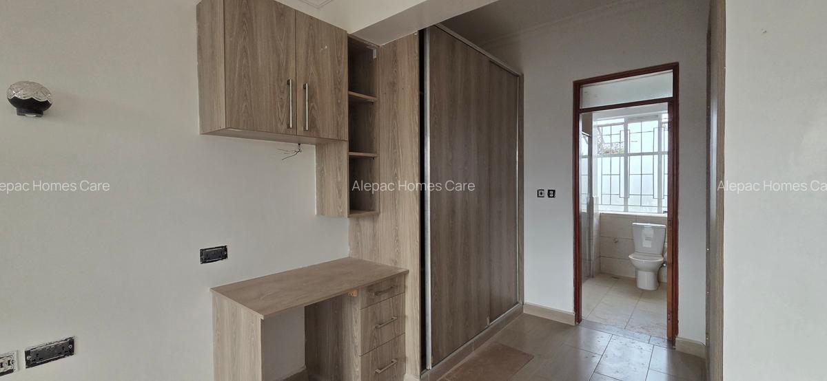 4 Bed House with En Suite at Eastern Bypass - 9