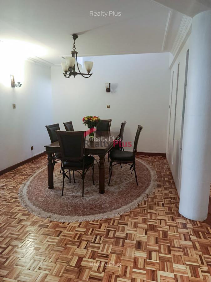 4 Bed House with En Suite in Westlands Area - 3