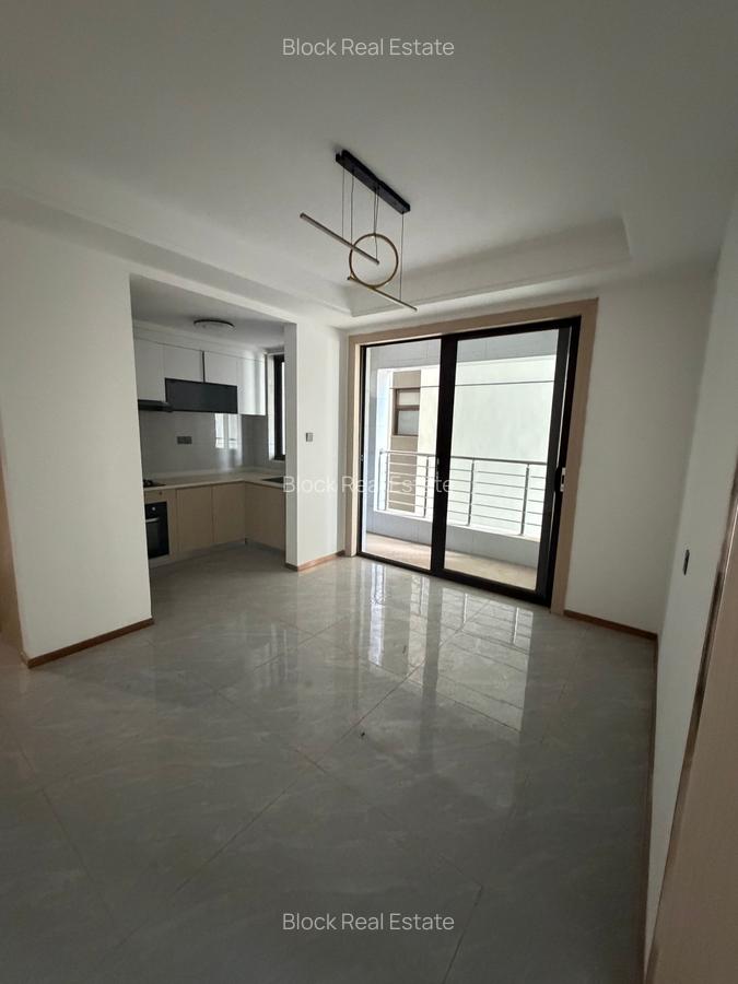 2 Bed Apartment with En Suite in Riverside - 6
