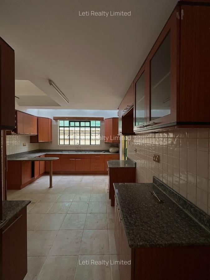 4 Bed Townhouse with En Suite in Kileleshwa - 7