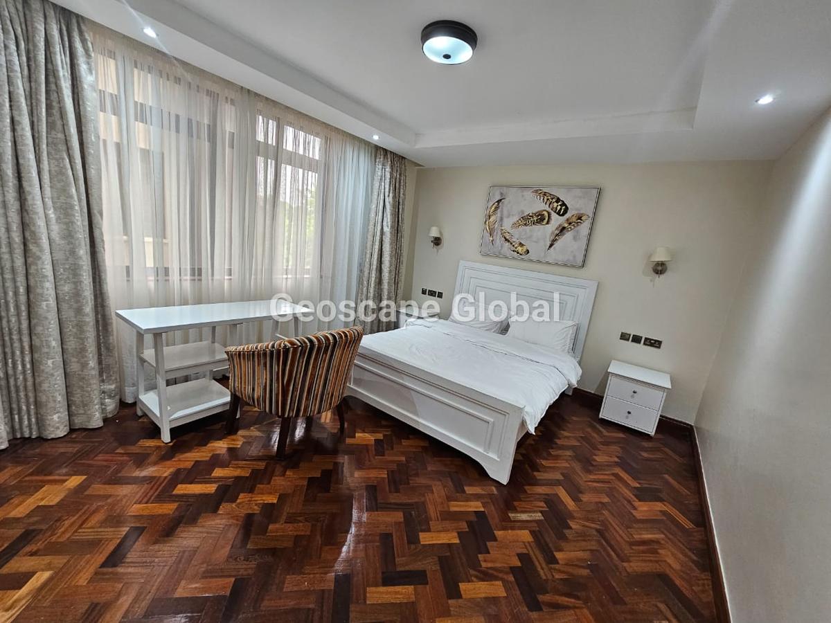 Furnished 3 Bed Apartment with En Suite in Riverside - 2