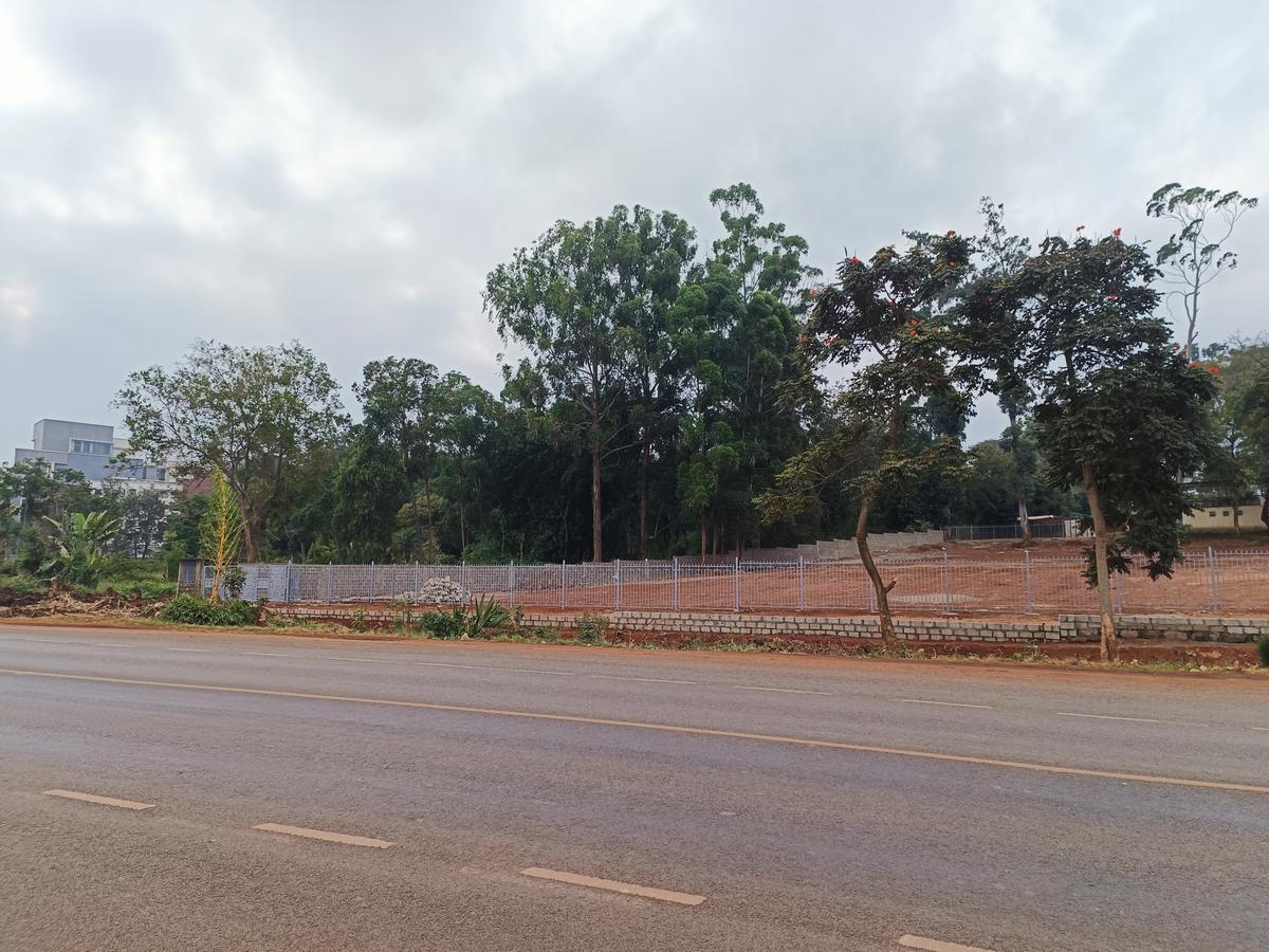 4.5 ac Land at Along Kiambu Road Next To Former Kigwa Conference Hotel - 1