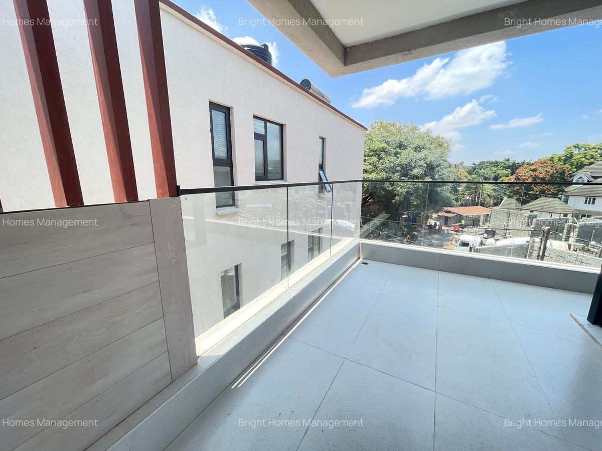 5 Bed Townhouse with En Suite in Lavington - 13