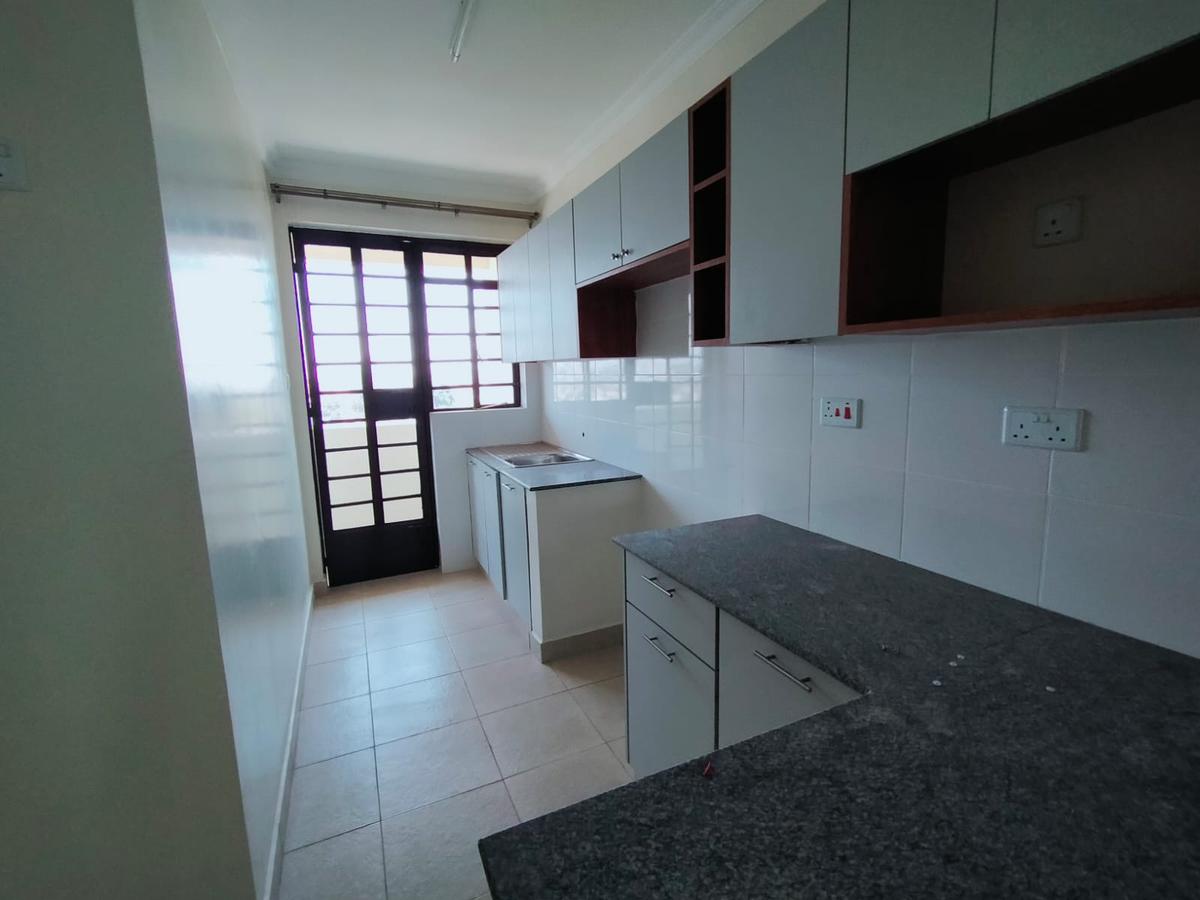 2 Bed Apartment with En Suite in Naivasha Road - 8