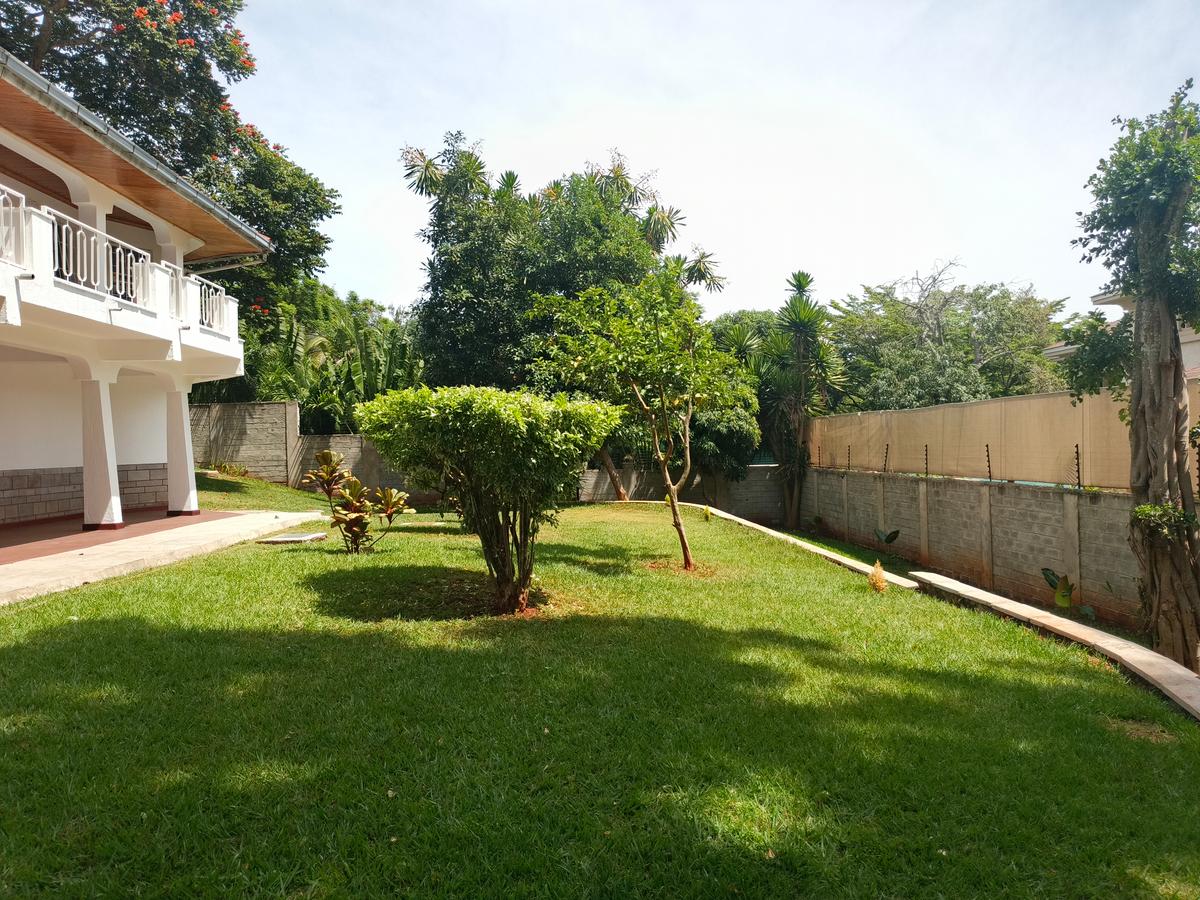 6 Bed House with En Suite in Gigiri - 17