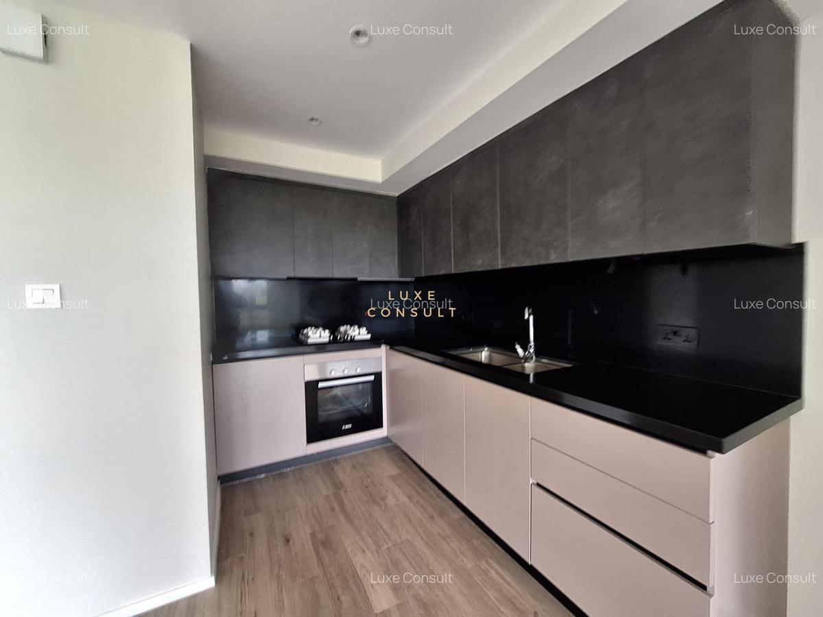 2 Bed Apartment with En Suite in Gigiri - 4