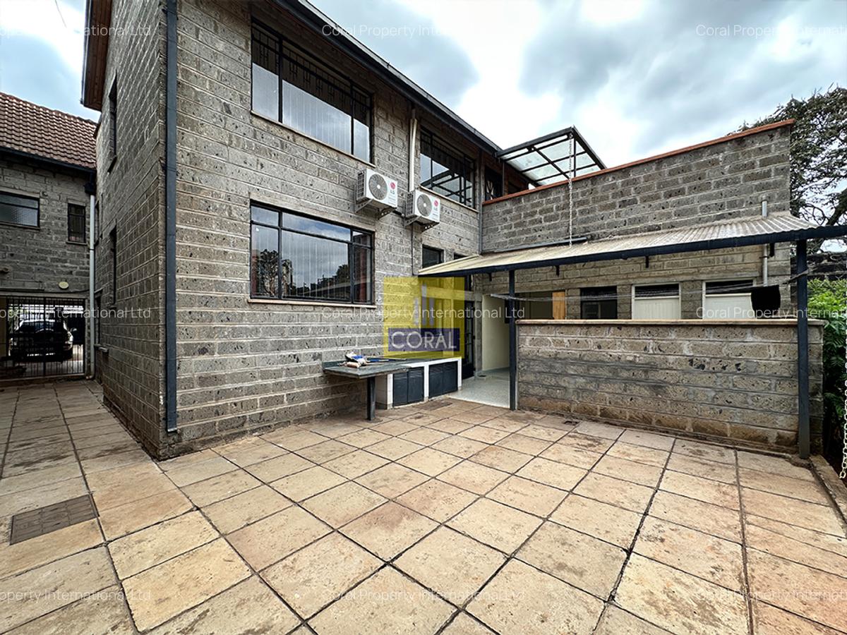 5 Bed Townhouse in Brookside - 19