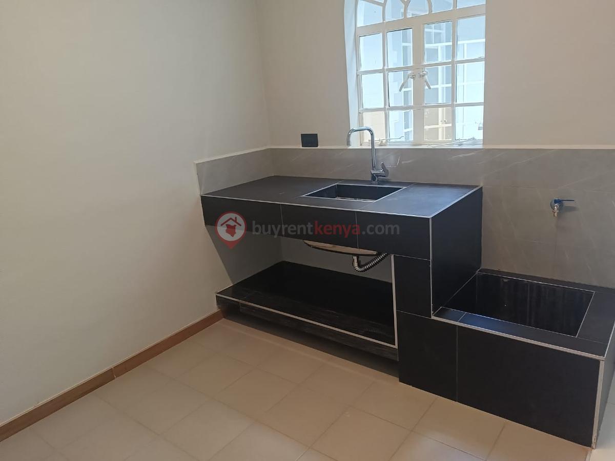 4 Bed House with En Suite at Runda - 10