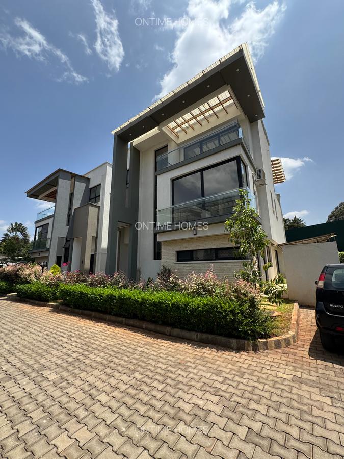 5 Bed Villa with En Suite at Lavington - 3