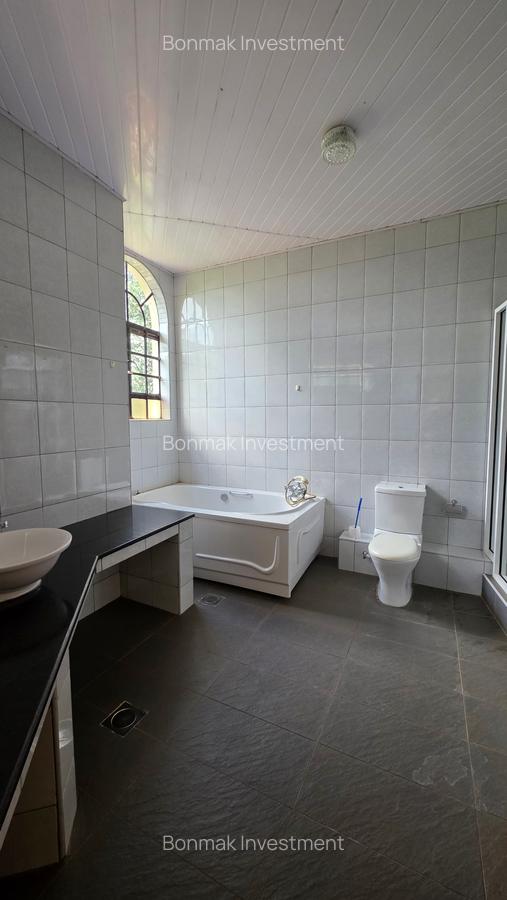 4 Bed House with En Suite at Kitusuru - 20