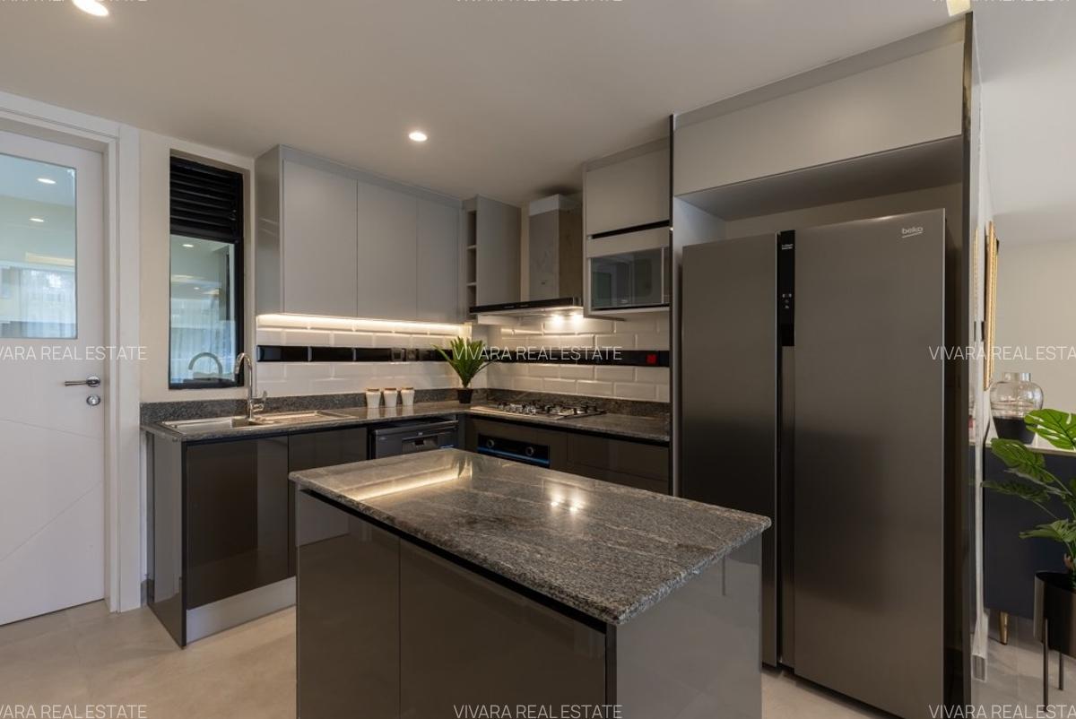 Serviced 3 Bed Apartment with En Suite at We - 1