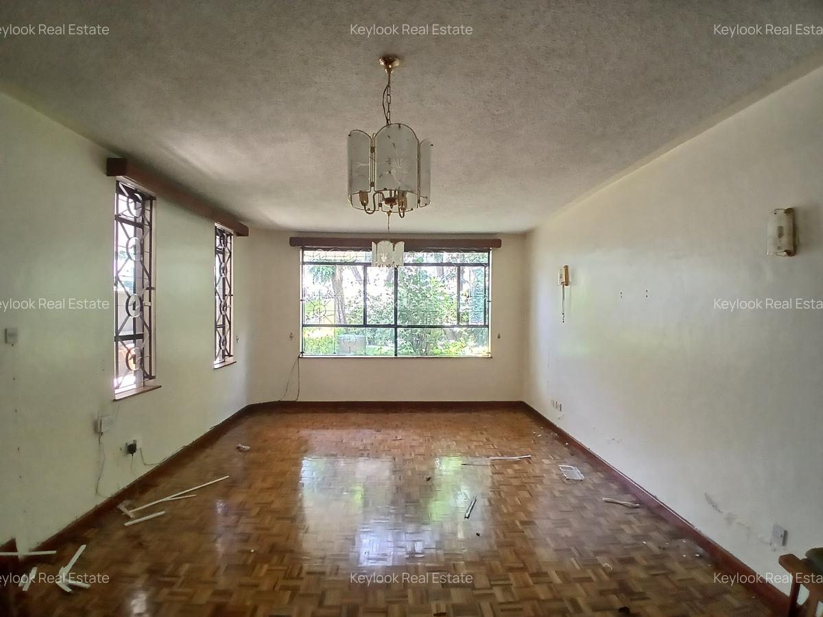 4 Bed Townhouse with En Suite at Lavington Mbaazi Avenue - 13