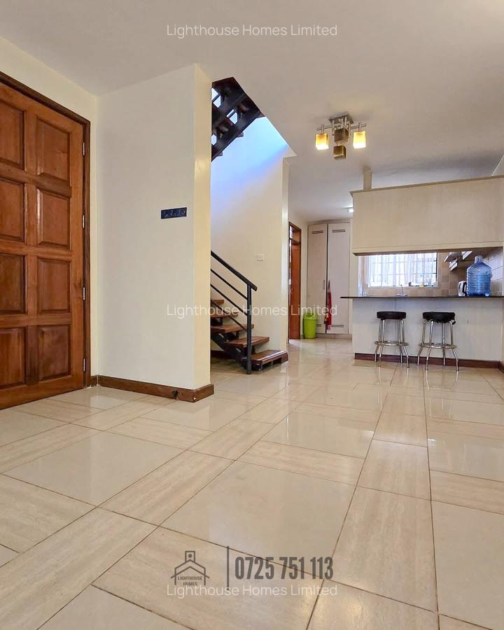 3 Bed Apartment with En Suite at Riverside Drive - 3