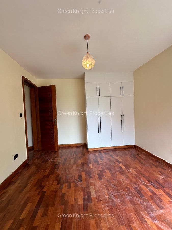 4 Bed House with En Suite in Karen - 6