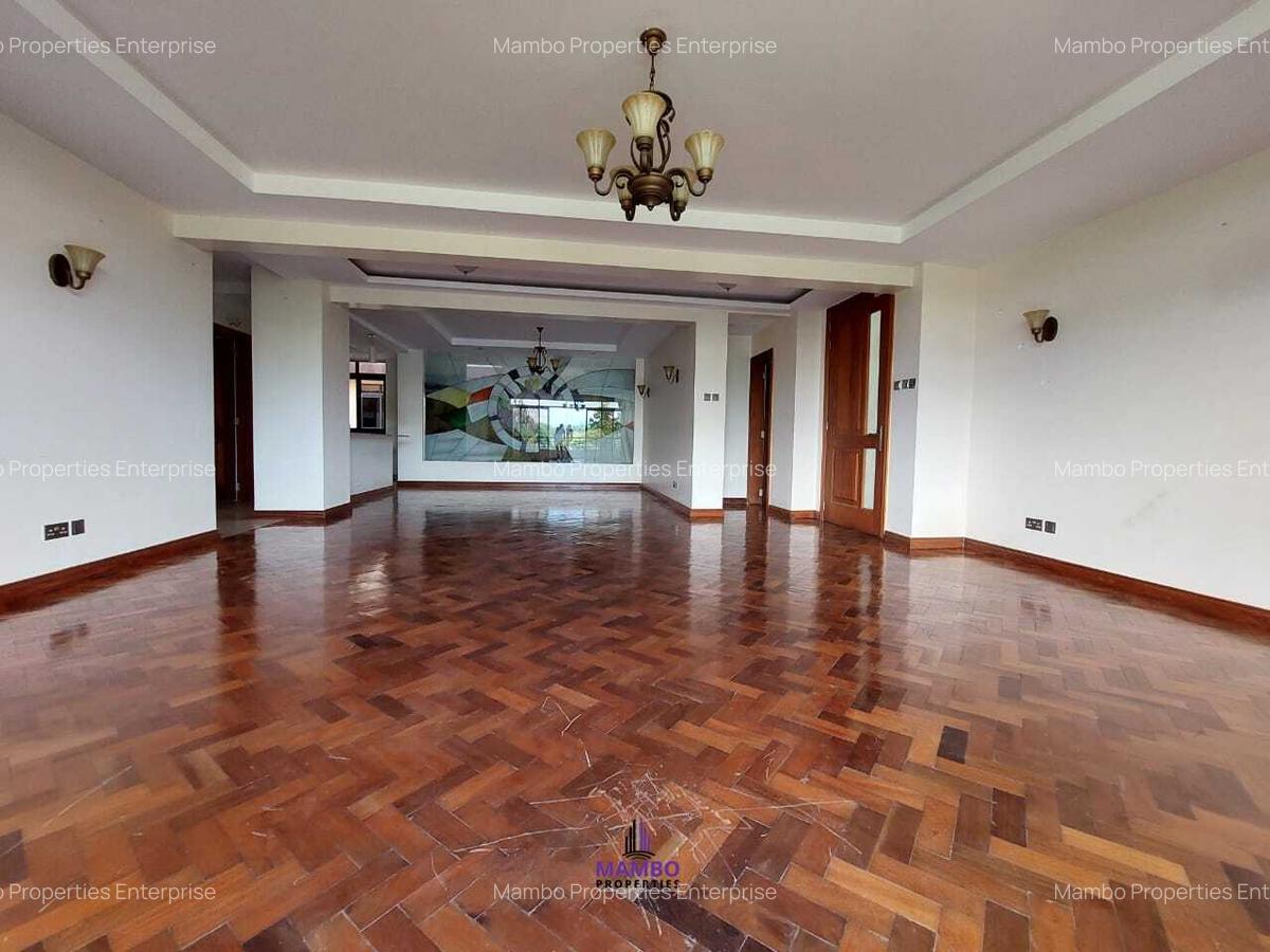 3 Bed Apartment with En Suite at Riverside Drive - 1