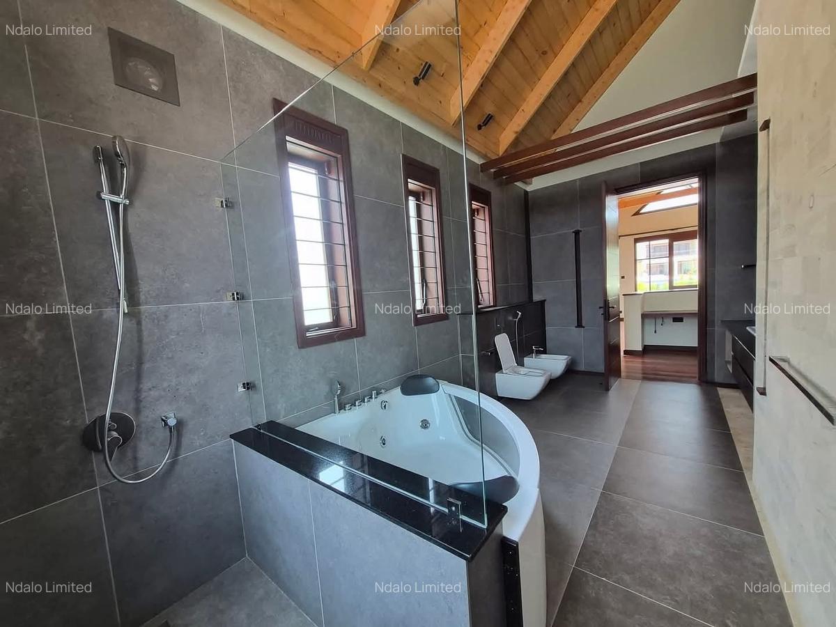 5 Bed House with En Suite at Runda - 12
