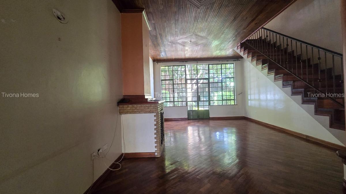 5 Bed House with En Suite in Loresho - 6