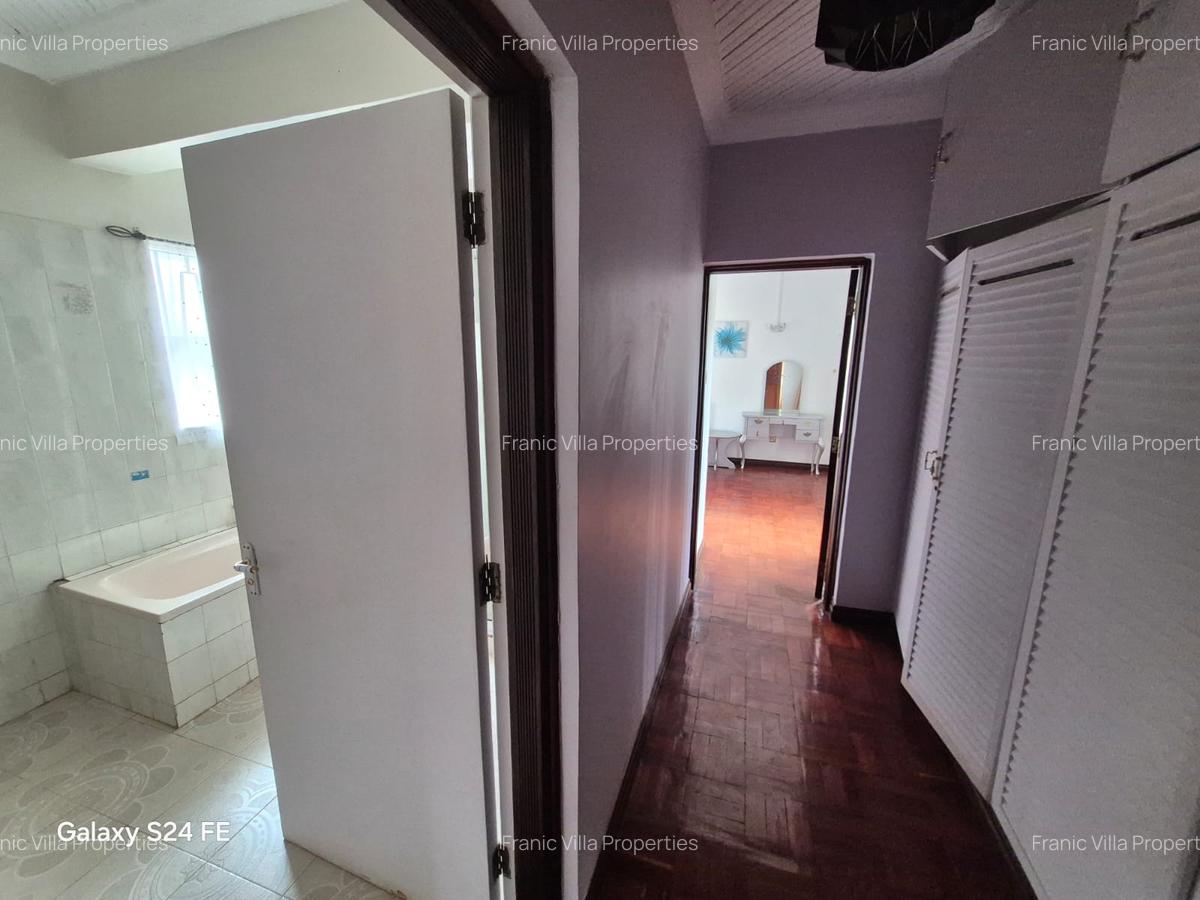 3 Bed House with En Suite at Runda - 10