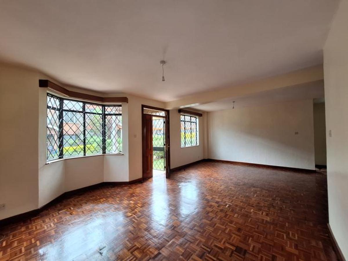 4 Bed Townhouse with En Suite at Lavington Green - 5